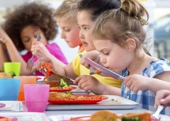 Children_eating_stock_photo Children_eating_stock_photo